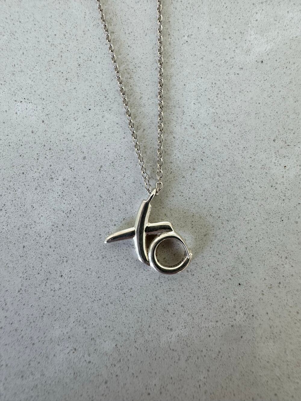 Tiffany & Co. Paloma Picasso Love & Kisses XO Necklace Sterling Silver 925 17”
